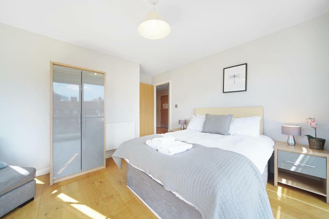 2 Bed Executive Penthouse Near Liverpool Street Free Wifi By City Stay Aparts Лондон Экстерьер фото