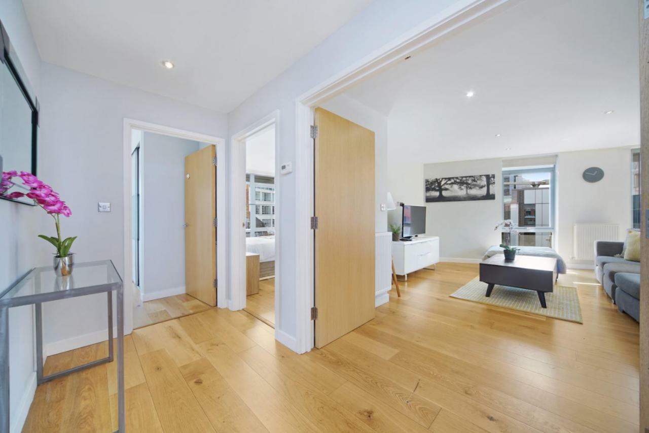 2 Bed Executive Penthouse Near Liverpool Street Free Wifi By City Stay Aparts Лондон Экстерьер фото