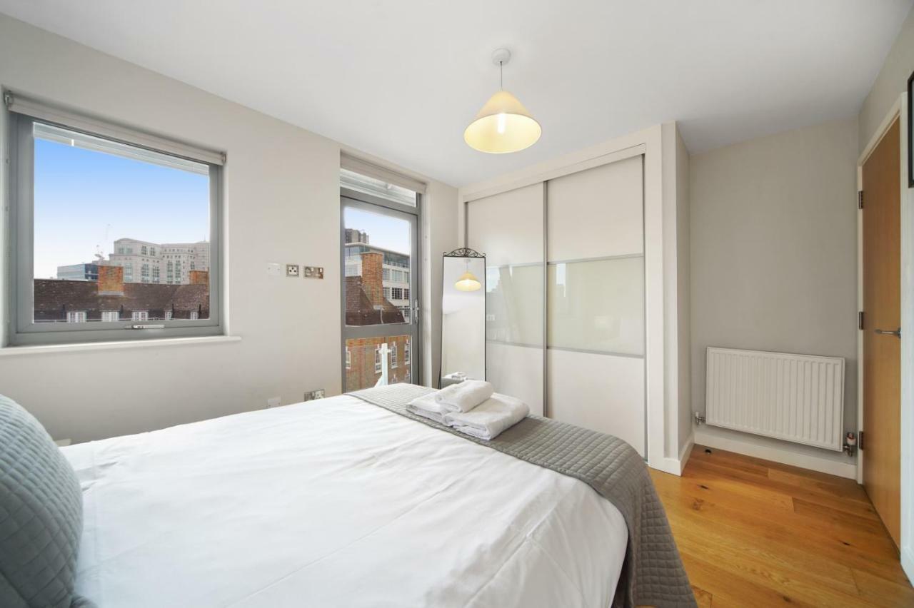 2 Bed Executive Penthouse Near Liverpool Street Free Wifi By City Stay Aparts Лондон Экстерьер фото